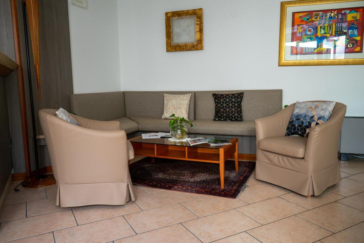 Hotel Garni Villa Fontana ترينتو المظهر الخارجي الصورة